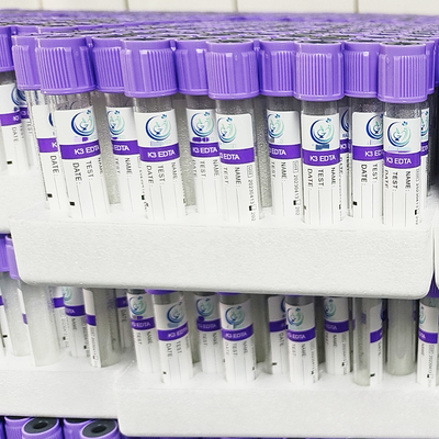 Purple Cap Vacuum EDTA Blood Collection Tube K3 EDTA 3.2mg / ml أنبوب اختبار بلاستيكي