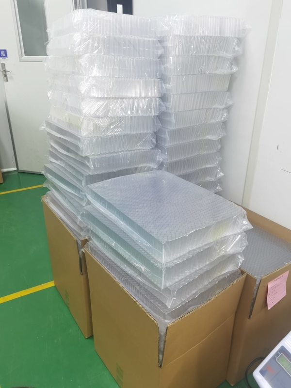 أنابيب اختبار بلاستيكية واضحة أنابيب لجمع الدم في المختبر أنابيب اختبار بي تي 13 * 75mm 16 * 100mm